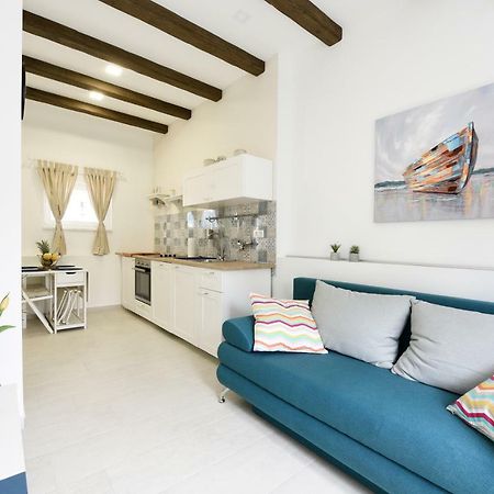 Apartmani Eladora Biograd Na Moru Dış mekan fotoğraf