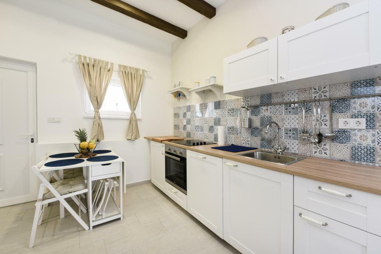 Apartmani Eladora Biograd Na Moru Dış mekan fotoğraf