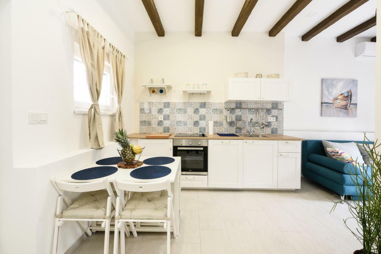 Apartmani Eladora Biograd Na Moru Dış mekan fotoğraf
